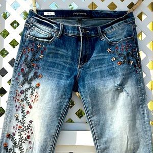 Sundance Catalog Embroidered Driftwood Kelly Jeans 30